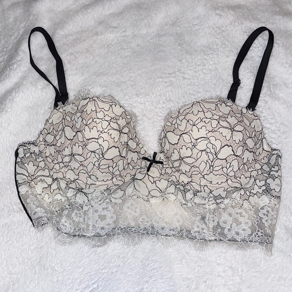 Victoria Secret Lingerie Bra